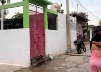 ¡Ni el despliegue policiaco frena la violencia! Acribillan a hombre dentro de su domicilio en Juchitán