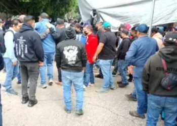 “Nos querían cobrar 8 mil pesos”: comerciantes denuncian extorsión en tianguis de Los Pobres