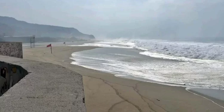Mar de fondo afecta de nuevo a la costa