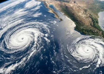 Dos posibles ciclones amenazan a México con lluvias y calor previo al Mundial