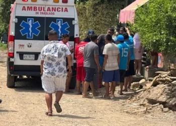 Vecinos frustran presunto intento de asalto y agresión contra dos jóvenes en Salina Cruz