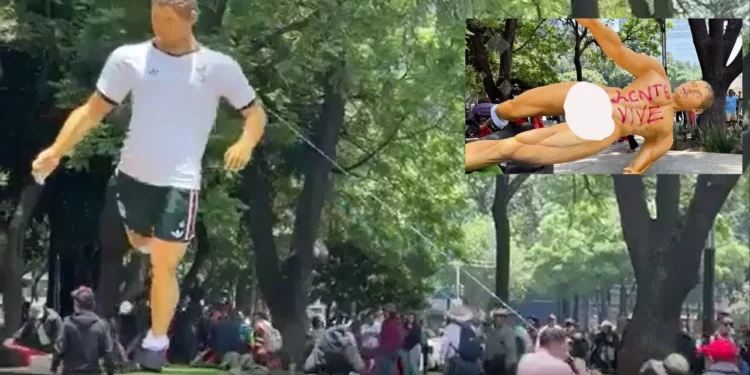 VIDEO | Derriban estatuas del mundial 2026 presuntos docentes de la CNTE en paseo de la Reforma