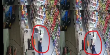 VIDEO | ¿Gusano, ninja o ladrón? Presunto ladrón sorprende con insólita técnica para robar