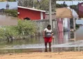 El mar avanza sobre San Mateo del Mar: oleaje inunda viviendas y golpea a decenas de familias