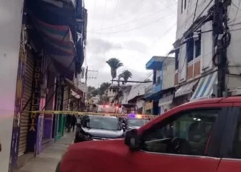 Asalto a farmacia termina en feminicidio en Putla; víctima murió por asfixia