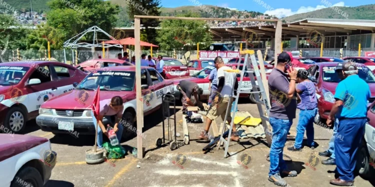 VIDEO | ¿Reordenamiento o complicación? Taxistas y usuarios cuestionan nuevos espacios para el transporte foráneo