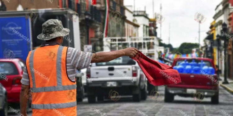 Foto: El Imparcial de Oaxaca // Proponen meter en cintura a los “viene viene”.
