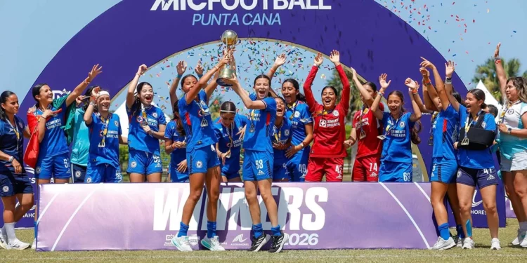 Este es el equipo campeón con Valentina Vilches.