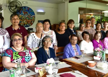 Fotos: Rubén Morales // Ex trabajadoras del Poder Judicial Federal compartieron una agradable mañana de convivencia para celebrar a las cumpleañeras del mes de julio.