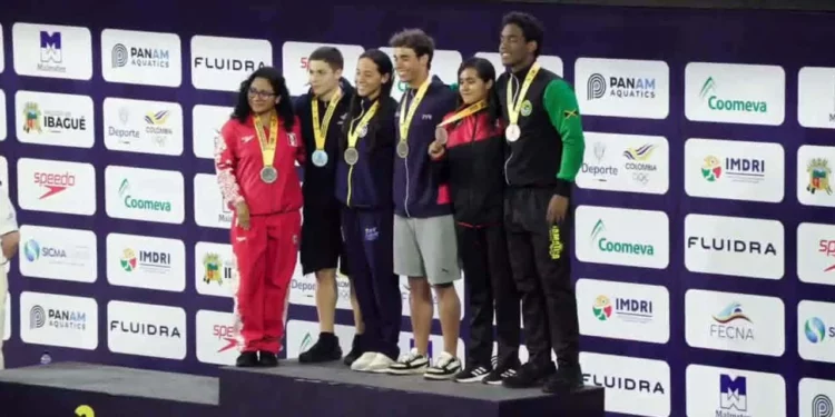 Por equipos, llegó la quinta medalla para Sahara Monroy.
