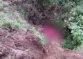 El cuerpo del campesino fue extraído de un barranco de 15 metros de profundidad.