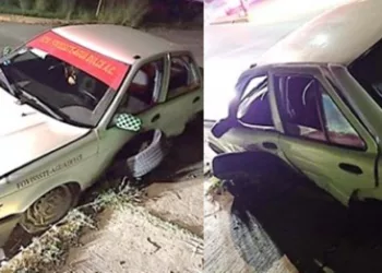 El taxi sufrió destrozos de consideración en el lado del piloto.