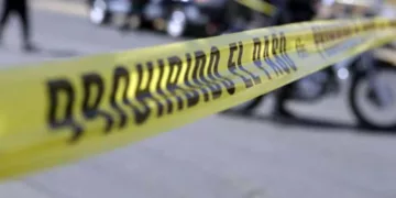 Elementos policiacos resguardaron el perímetro en la colonia Barrio Nuevo de Matías Romero.