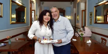 Foto: Rubén Morales // Isela Jacibe Carballido Ramos y Rodolfo González Mata recordaron el inicio de una historia de amor que comenzó en 1995.