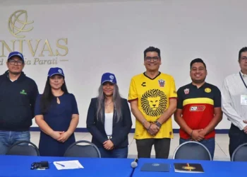 La UNIVAS y Leones Negros Oaxaca firmaron convenio de colaboración.