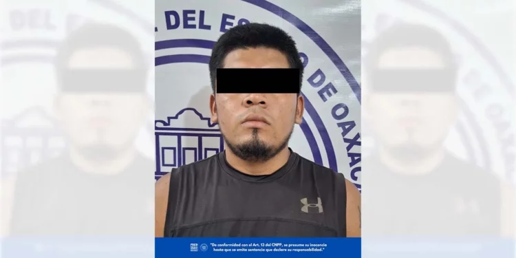 Las dosis de la sustancia ilícita y el dinero en efectivo decomisados a J.U.S.H. quedaron integrados como indicios dentro de la carpeta de investigación.