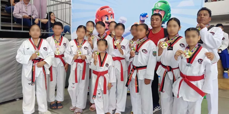 Logran medallas en el Torneo Abierto Copa UTAM.