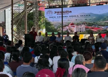 Foto: Municipio de Santa Catarina Juquila // La asamblea comunitaria que votó severas disposiciones ambientalistas.