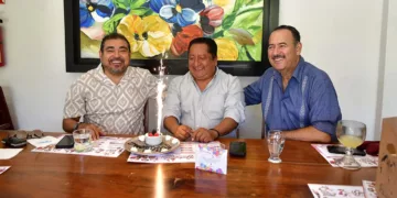 Foto: Rubén Morales // Marco Cuevas celebró su cumpleaños con un desayuno en compañía de sus grandes amigos.