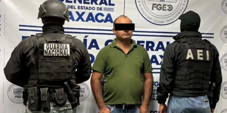 Un arma de fuego calibre 9 milímetros fue incautada por fuerzas federales y estatales.