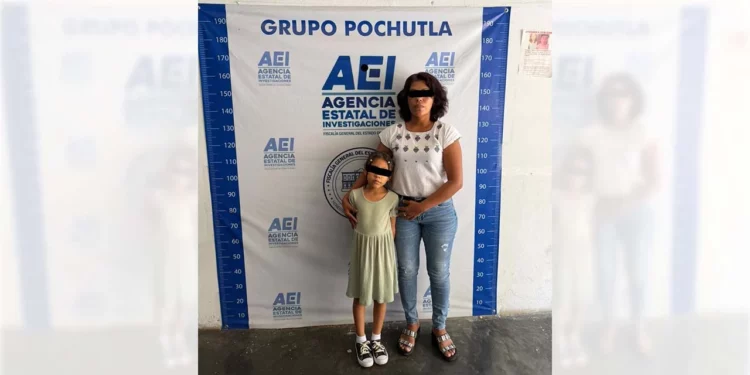 La menor de ocho años de edad fue presentada en las oficinas de la Fiscalía en San Pedro Pochutla.