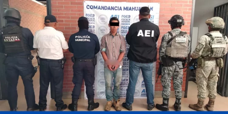 Agentes estatales de investigación trasladaron al imputado ante el juez de control.