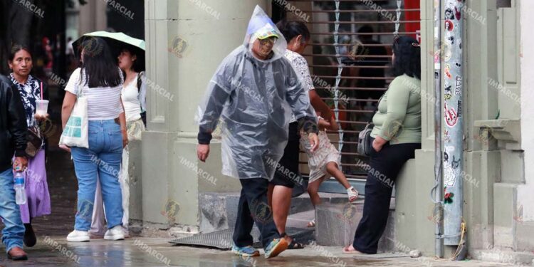 Foto: Adrián Gaytán // Advierten que persistirán las lluvias en territorio oaxaqueño.