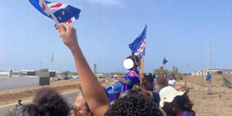 VIDEO | Cabo Verde regresa como héroe: miles celebran a su selección tras histórica actuación en el Mundial 2026