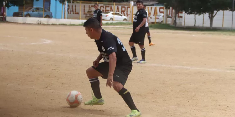 Colvis llega a la final de la Liga Leyendas.