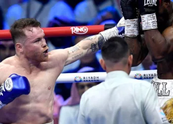 Canelo Álvarez confirma pelea contra Christian Mbilli para el 31 de octubre en Riad