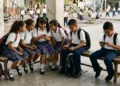 La SEP limitará el uso de celulares durante el recreo en escuelas del país