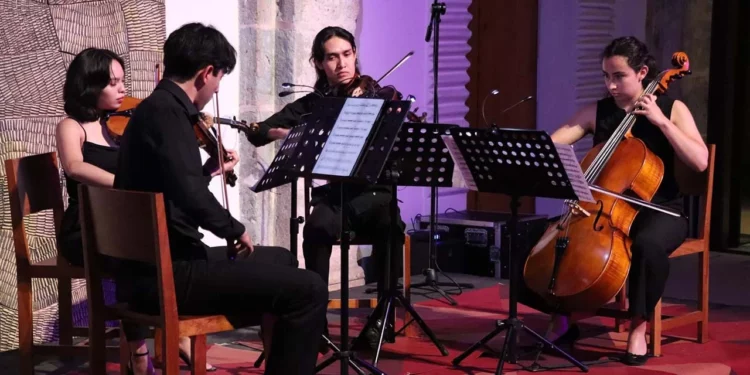 Con un concierto inaugural en el Centro Cultural San Pablo dio inicio la séptima edición del Festival Internacional de Cuerdas SA'Oaxaca.