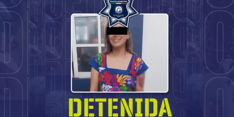 ¿Turista o ladrona? Cae mujer tras presunto robo de artesanías en pleno centro de Oaxaca