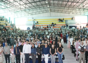 Se gradúan 380 estudiantes de la Preparatoria número 3; cifra histórica