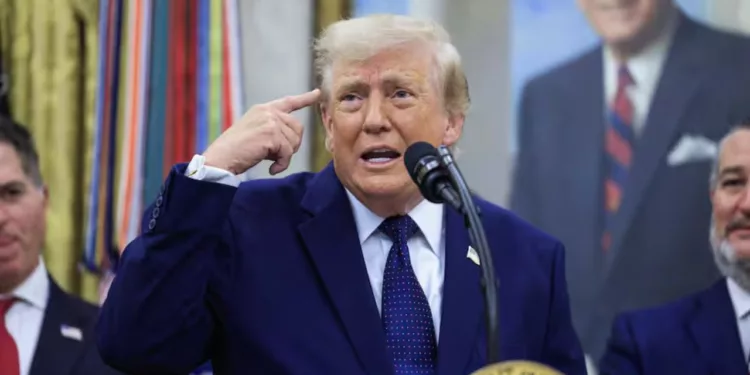 Donald Trump minimiza el T-MEC y asegura que EE. UU. “no necesita” a México ni a Canadá