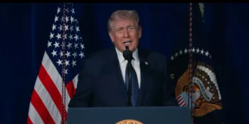 Donald Trump reconstruye su muro arancelario: EE. UU. impondrá tarifas de hasta 12.5% por trabajo forzoso