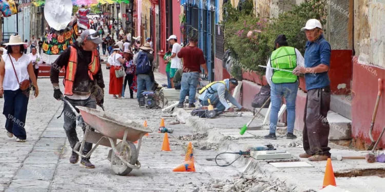 Foto: Adrián Gaytán // Hasta ahora se mantienen los trabajos de embellecimiento en la zona.