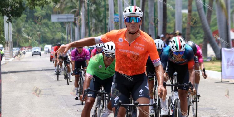 Fotos: Leobardo García Reyes // José Juan Prieto al terminar la carrera.