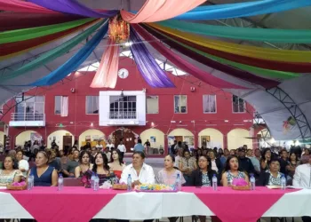 La feria incluyó presentaciones artísticas, encuentros deportivos, expresiones culturales y actividades para toda la familia.