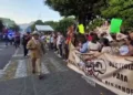 Foto: Redes sociales // La manifestación pacífica de familiares y ciudadanos que el gobernador calificó como “provocación”.