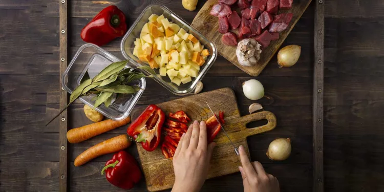 Las autoridades de salud recomendaron a la población mantener la higiene en la preparación y consumo de alimentos.