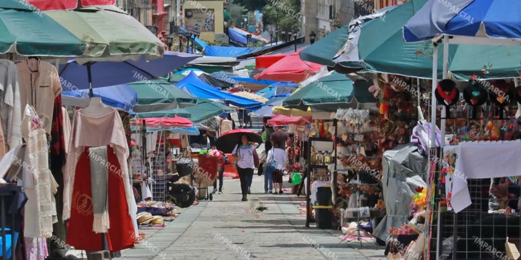 Informalidad, lo único que crece en Oaxaca: 3.3%