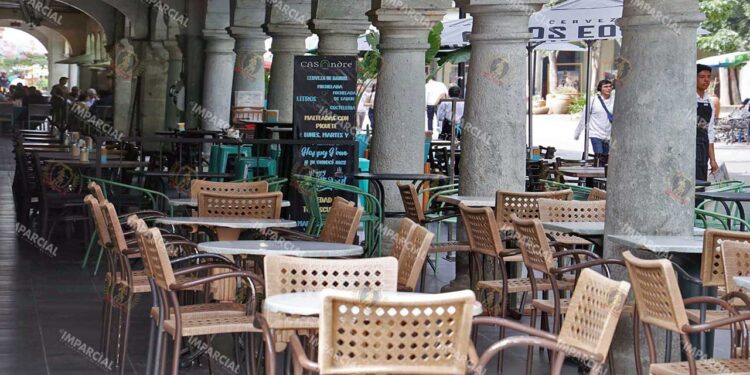 Foto: Adrián Gaytán // Los restaurantes y hoteles han resultado damnificados por la inseguridad, las marchas, plantones, pero, sobre todo, una deficiente promoción turística.