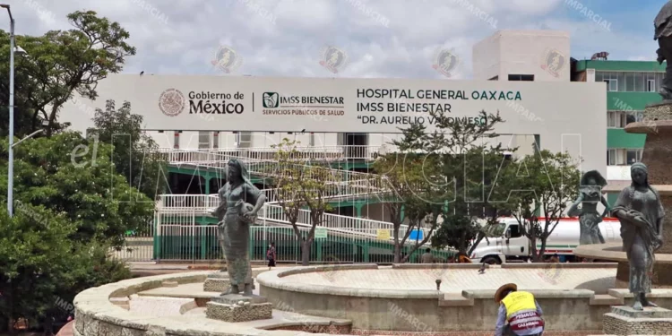 Foto: Adrián Gaytán // No solucionan los problemas pero Jara ya propone que el Hospital Civil se convierta en Hospital Universitario.