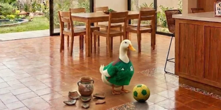 Familia del pato Merlín acceda a una vivienda del INVI