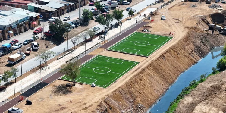 Foto: Gobierno de Oaxaca // Parque lineal, opacidad, dudas y omisiones administrativas.