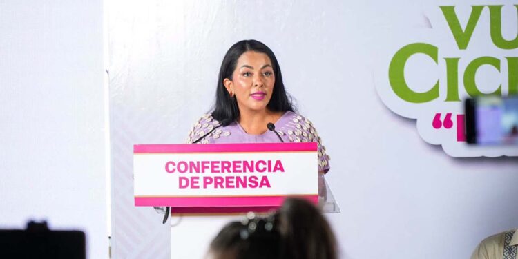 Foto: Gobierno de Oaxaca // Saymi Pineda, la diferencia entre ciudad y entidad federativa.