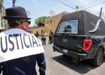 Foto: Adrián Gaytán // Exigen una investigación transparente del asesinato de Alejandro Leyva y la separación del cargo de funcionarios señalados por el occiso.