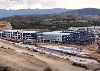 Foto: cortesía // Se informó que el Hospital Regional de Alta Especialidad Oaxaca lleva un avance de obra del 55% en Ciudad Salud.