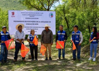 Inician pavimentación y equipamiento de pozo en comunidades de Tezoatlán